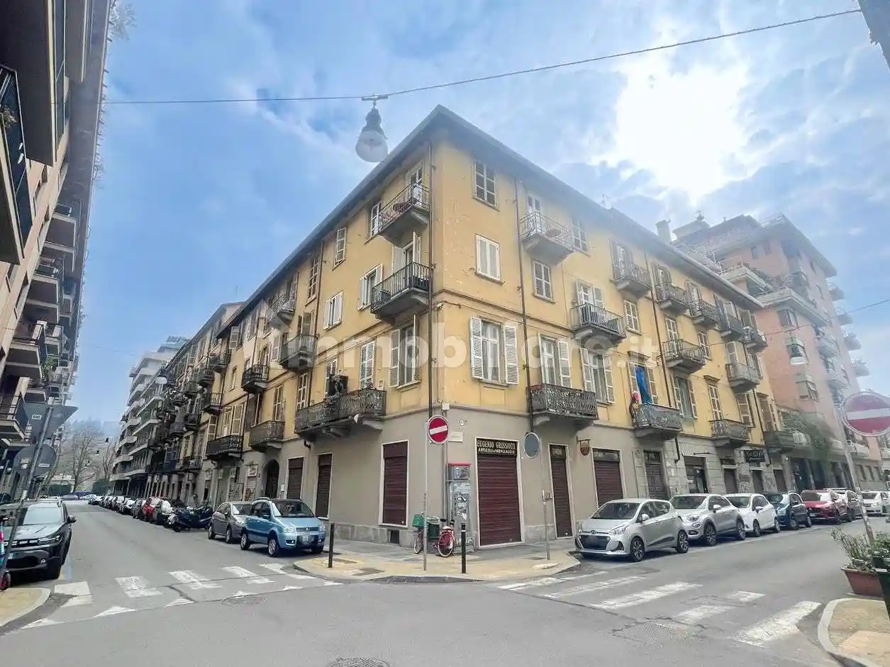 Appartamento in vendita a Torino