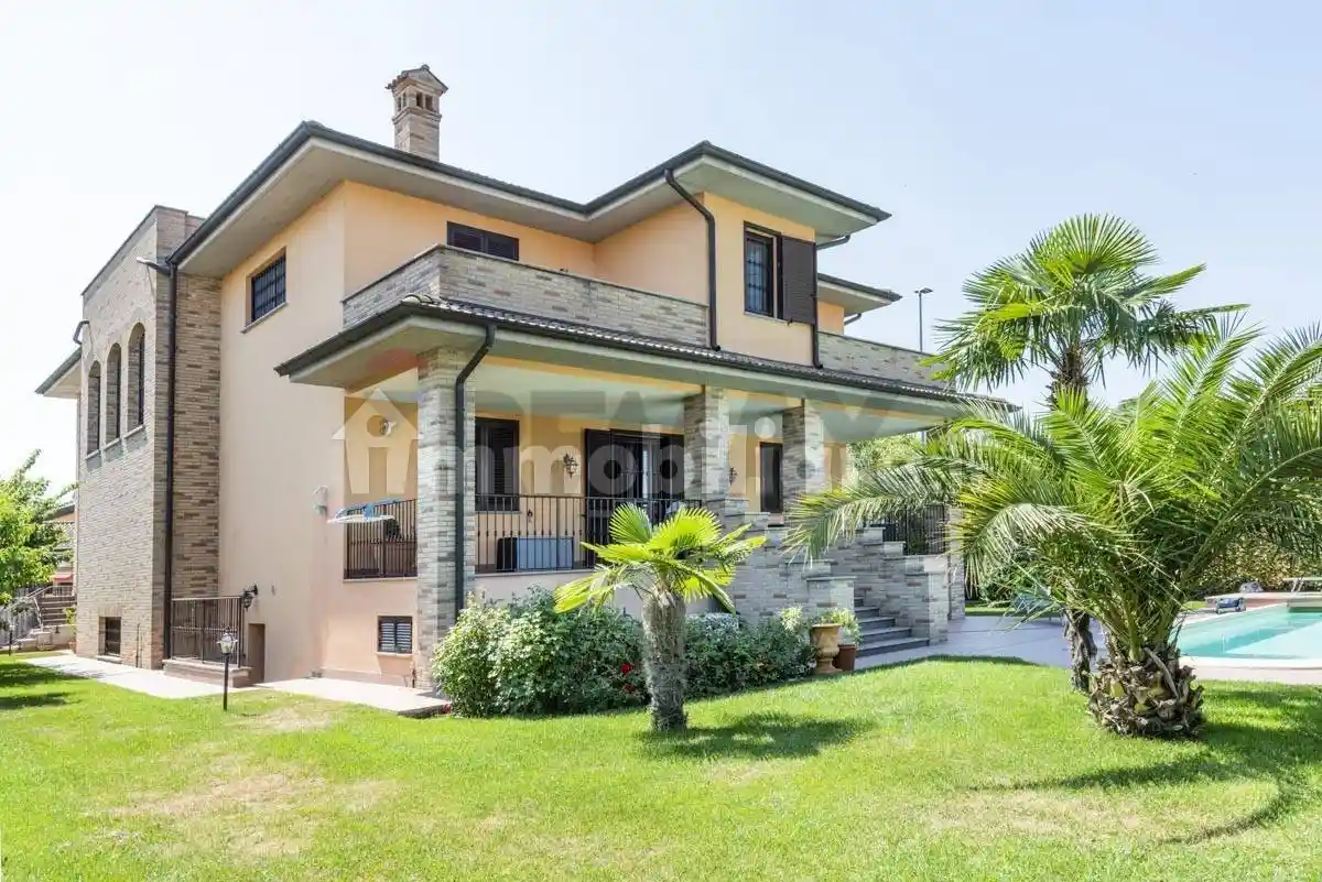 Villa in vendita a Ceranova