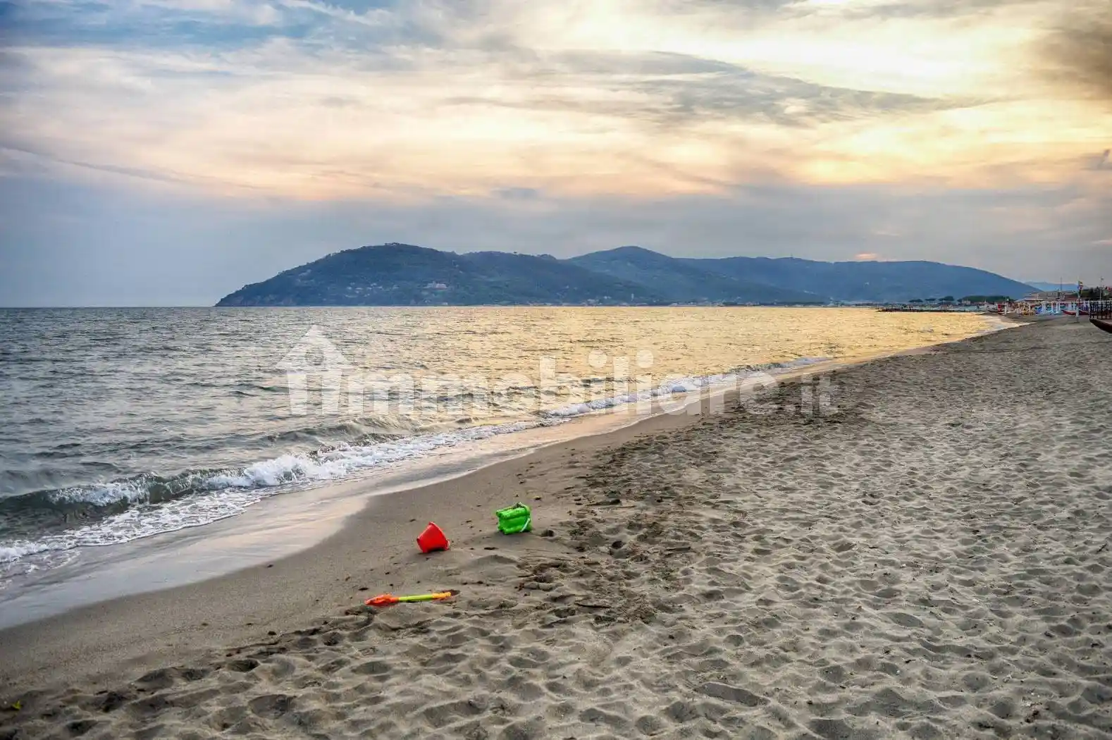 Appartamento in affitto a Carrara