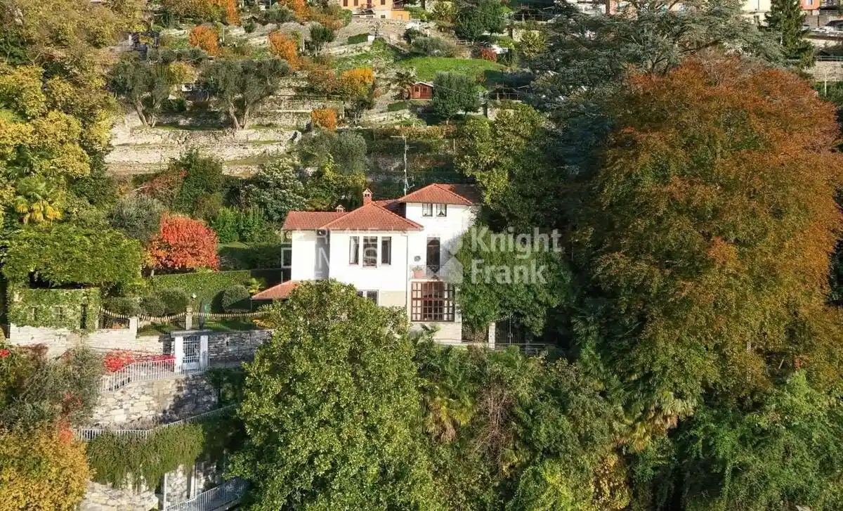 Villa in vendita a Pognana Lario