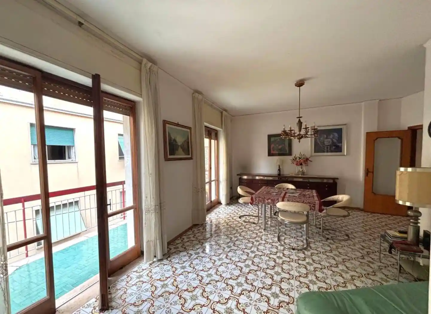 Appartamento in vendita a Napoli