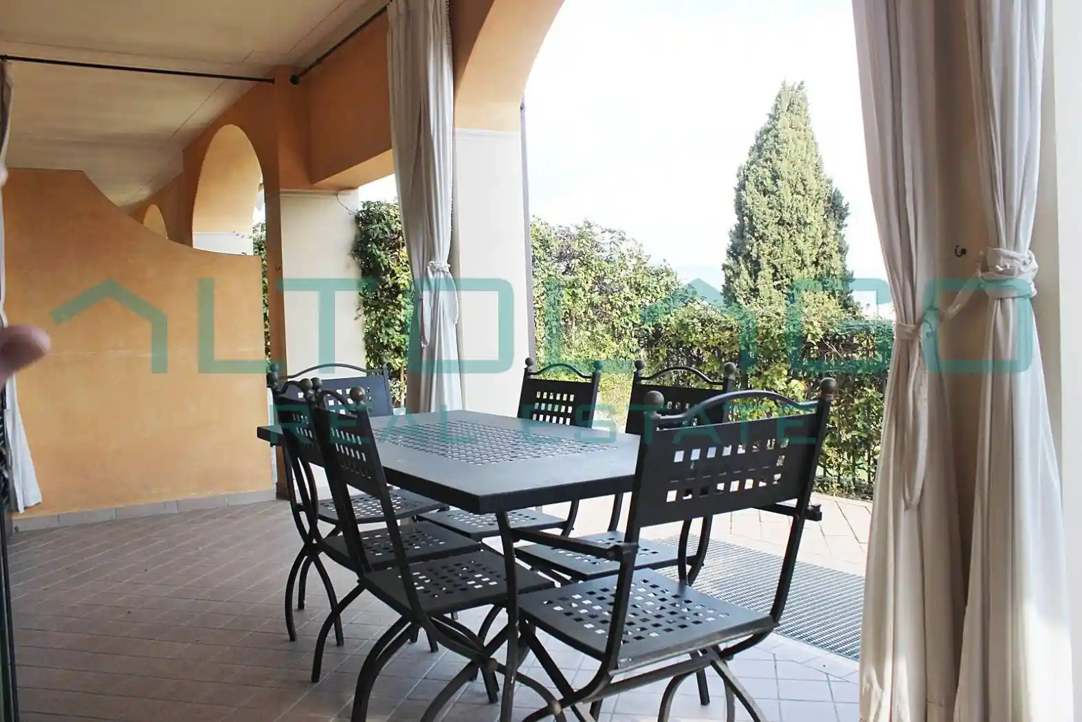 Appartamento in vendita a Gardone Riviera