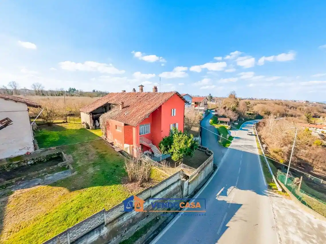 Casa indipendente in vendita a Farigliano