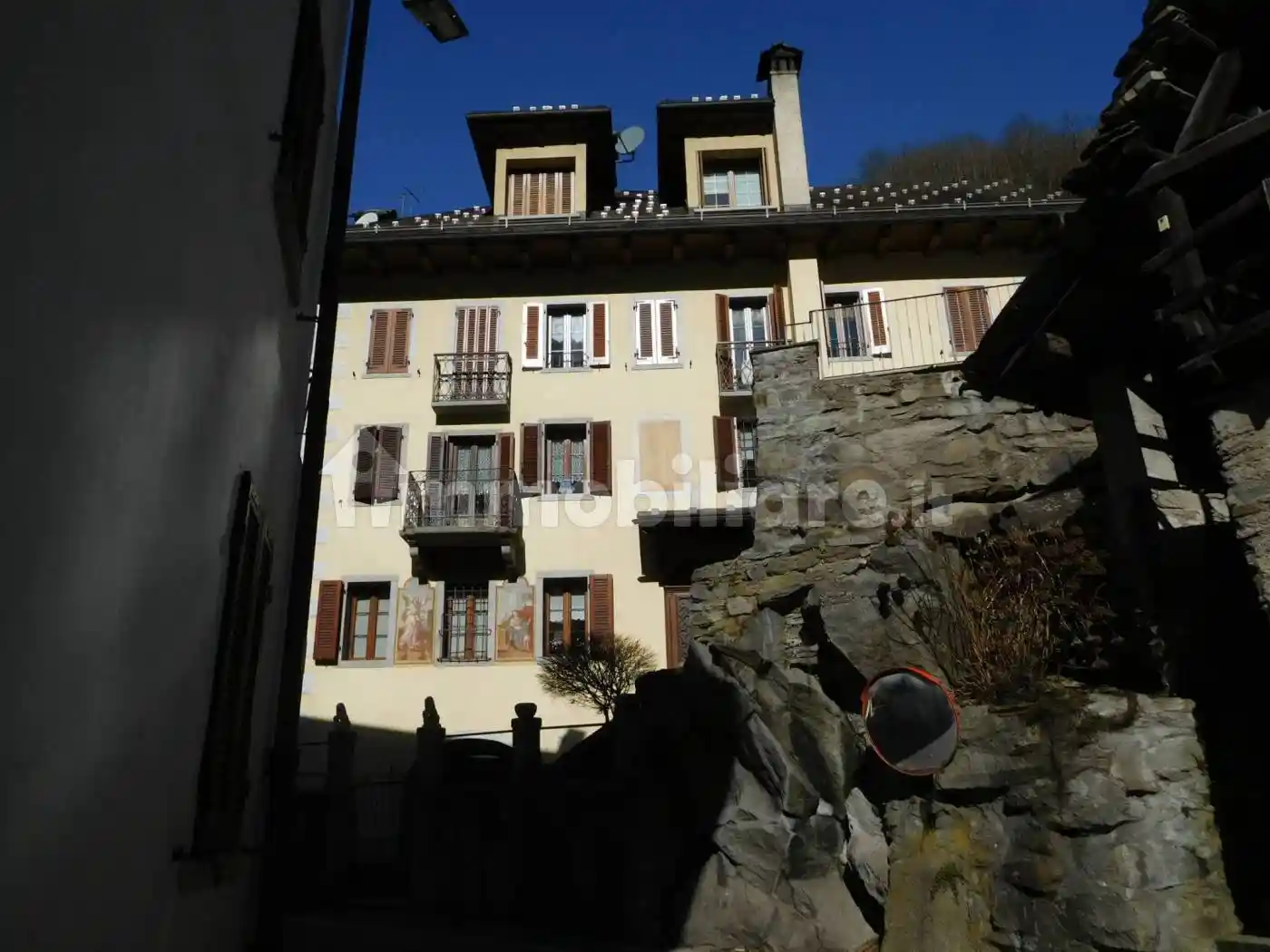 Appartamento in vendita a Ceppo Morelli