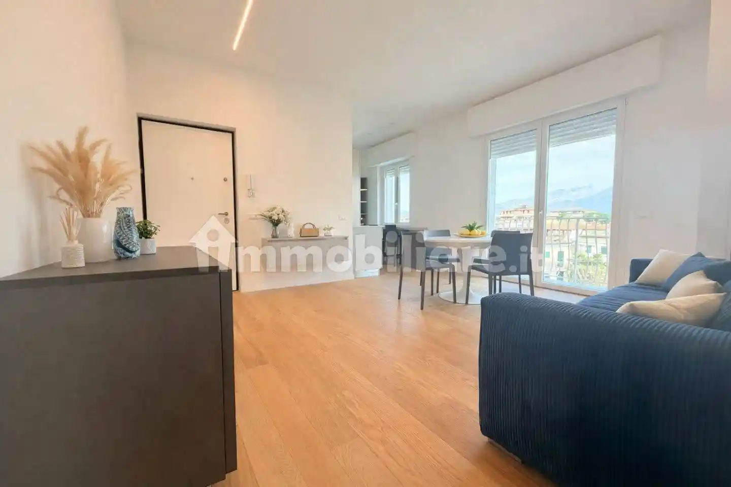 Appartamento in vendita a Massa
