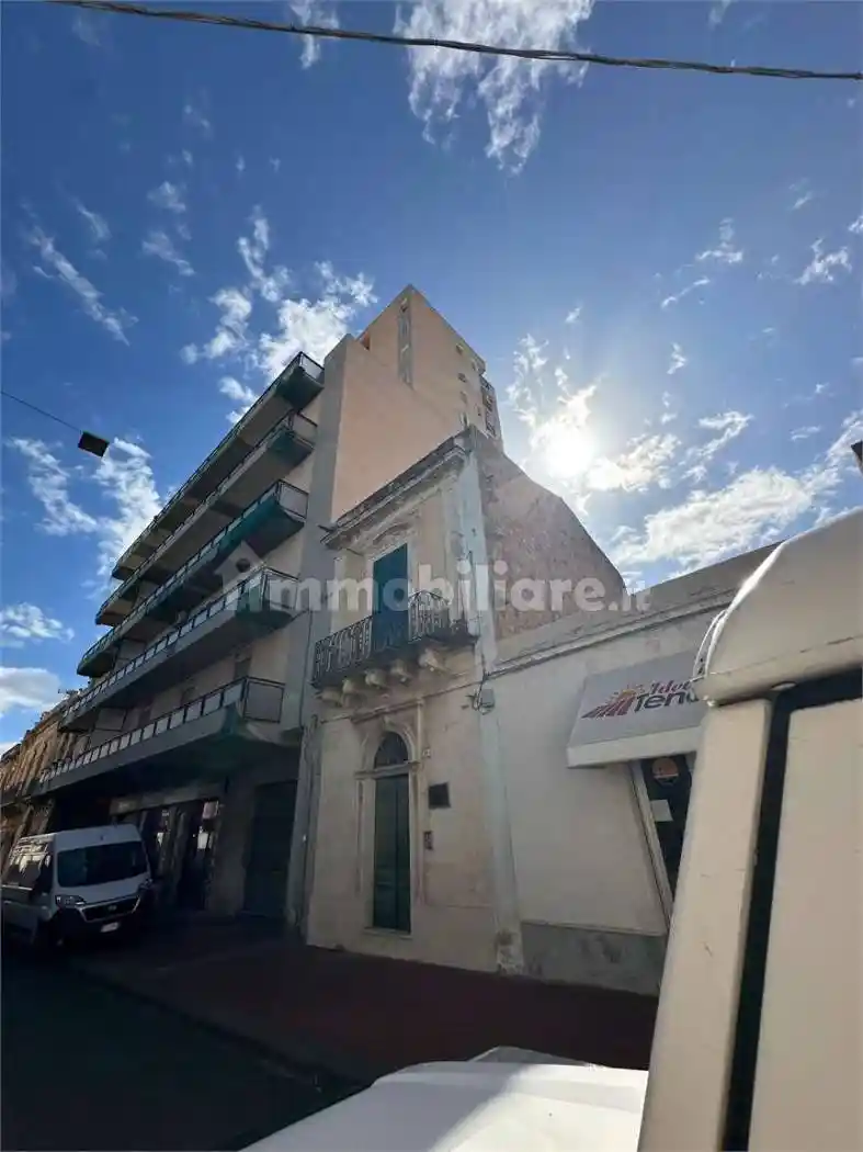 Appartamento in vendita a Avola