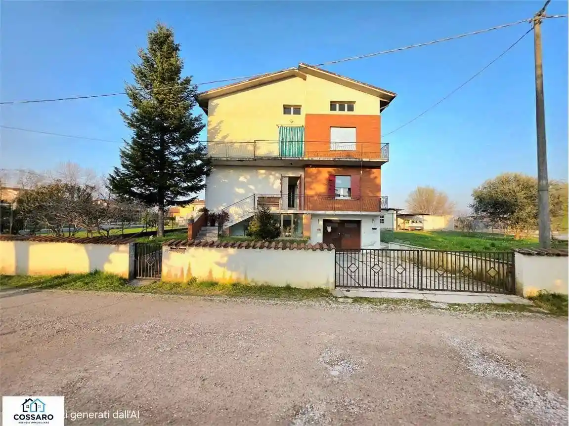 Appartamento in vendita a Casarsa della Delizia