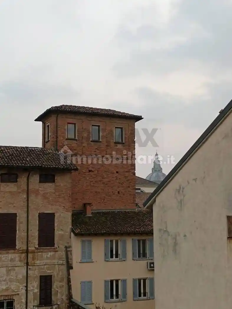 Appartamento in vendita a Pavia