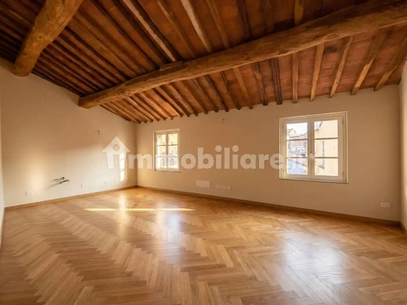 Appartamento in vendita a Lucca