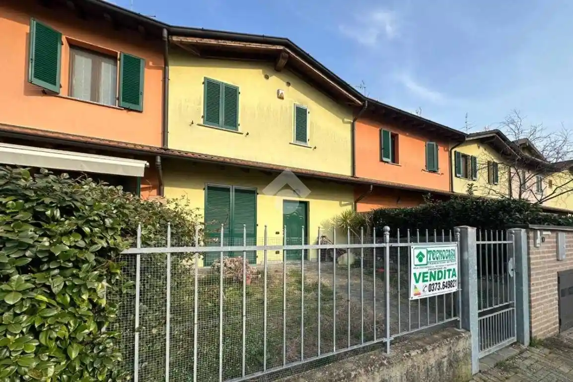 Villetta a schiera in vendita a Vaiano Cremasco