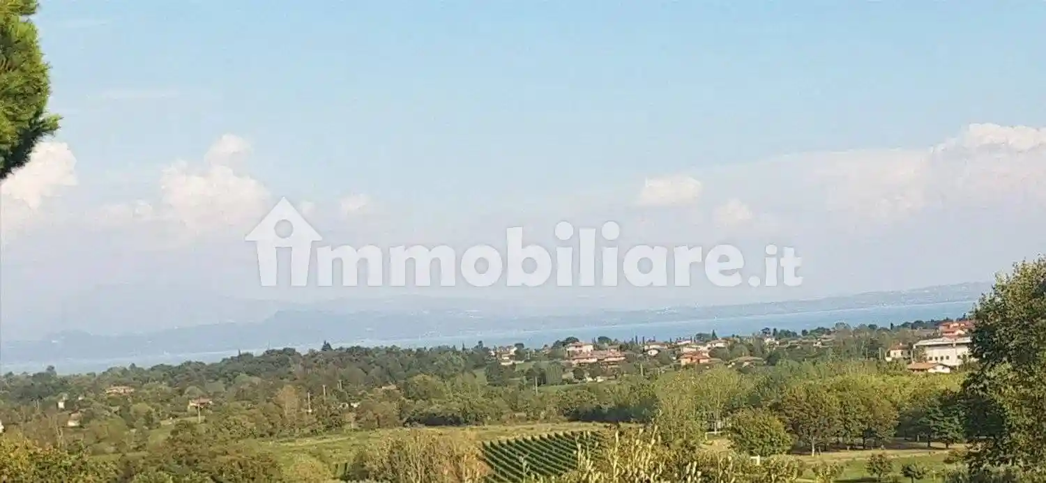 Villa in vendita a Soiano del Lago