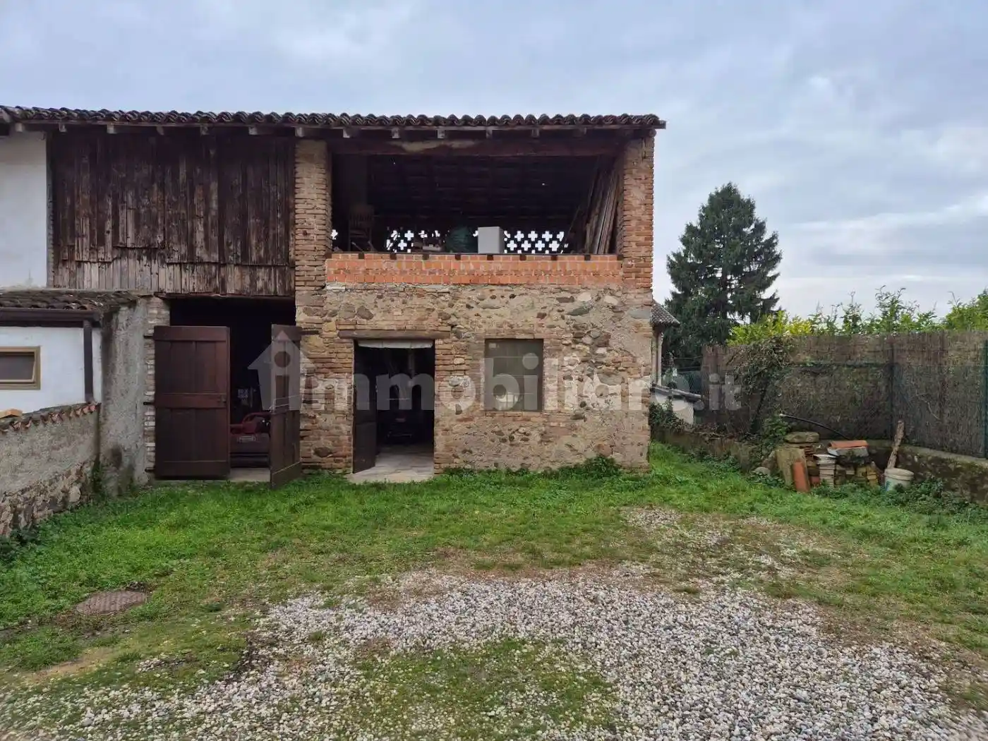 Rustico - Casale in vendita a Solferino