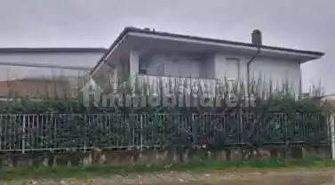 Appartamento in vendita a Calvenzano