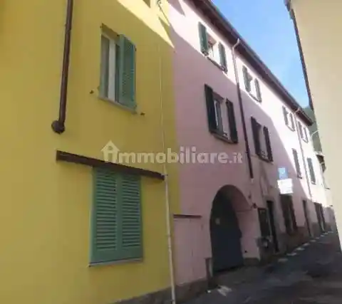 Appartamento in vendita a Valmadrera