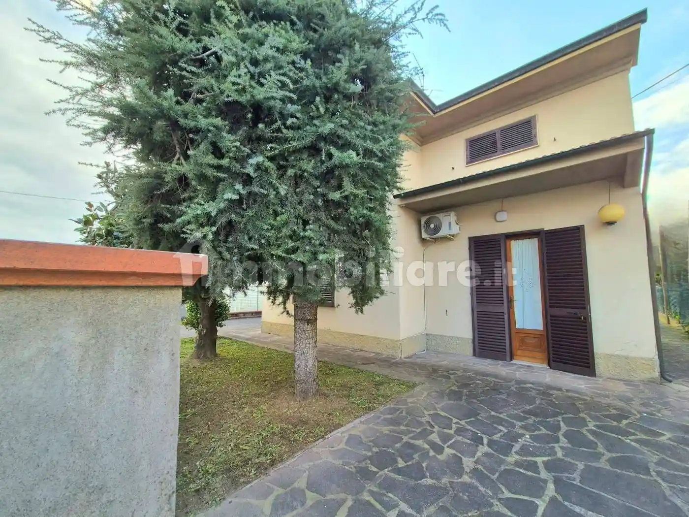 Casa indipendente in vendita a Quarrata