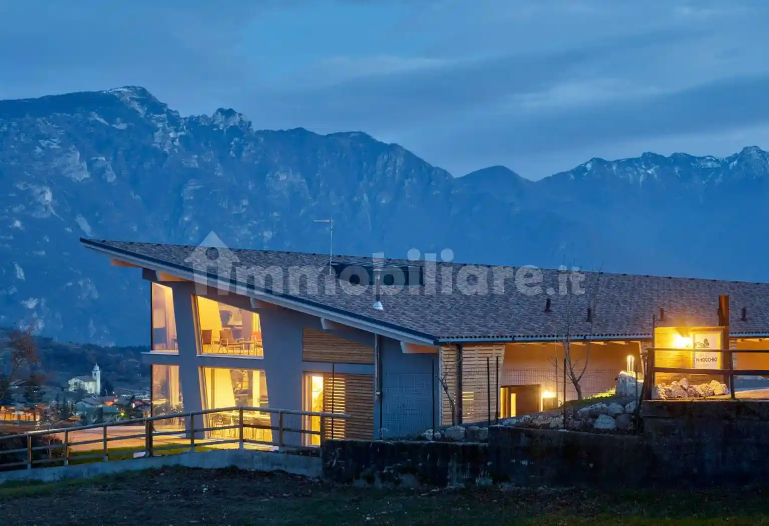 Villa in vendita a Brentonico