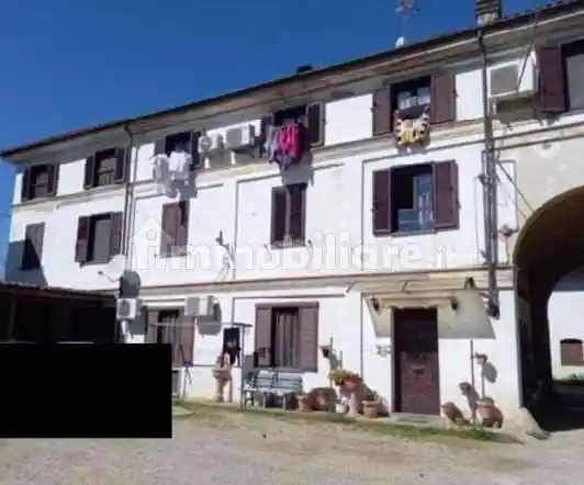 Appartamento in vendita a Sannazzaro de' Burgondi