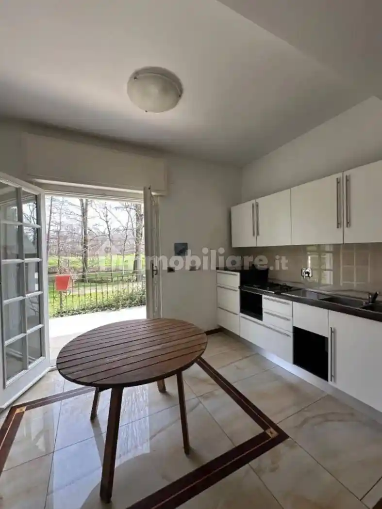 Appartamento in affitto a Robassomero