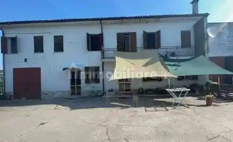 Casa indipendente in vendita a Villa Bartolomea