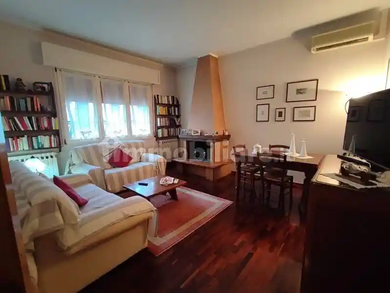 Villa in vendita a Bondeno