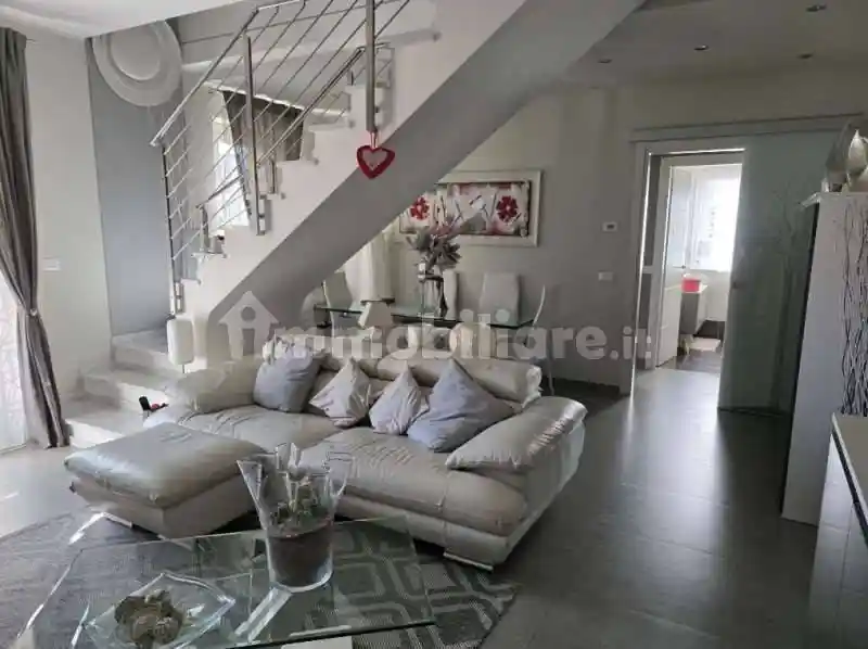 Appartamento in vendita a Sarzana