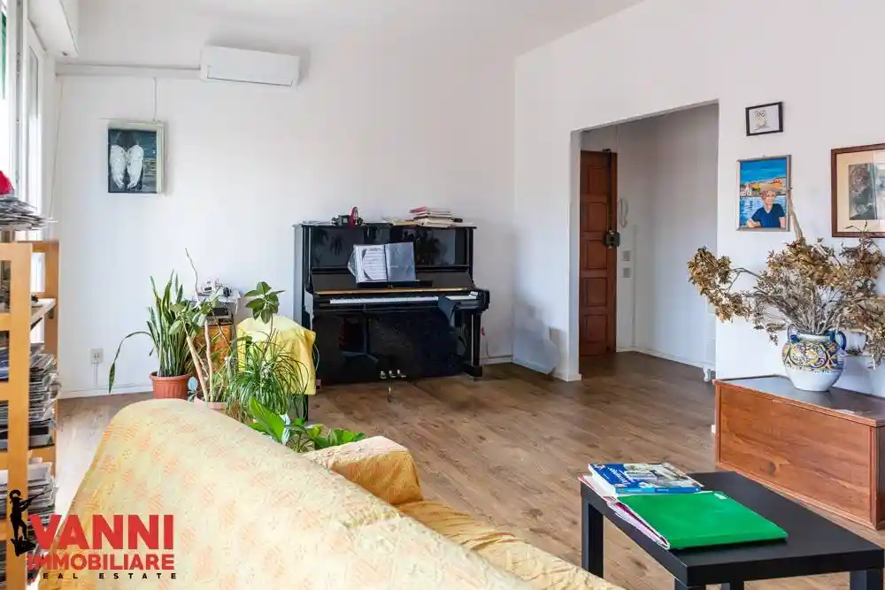 Appartamento in vendita a Cecina