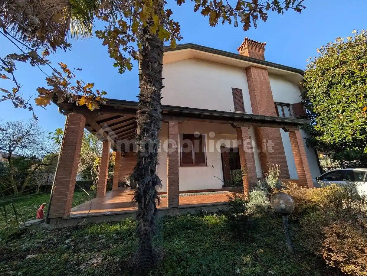 Villa in vendita a Paderno Dugnano