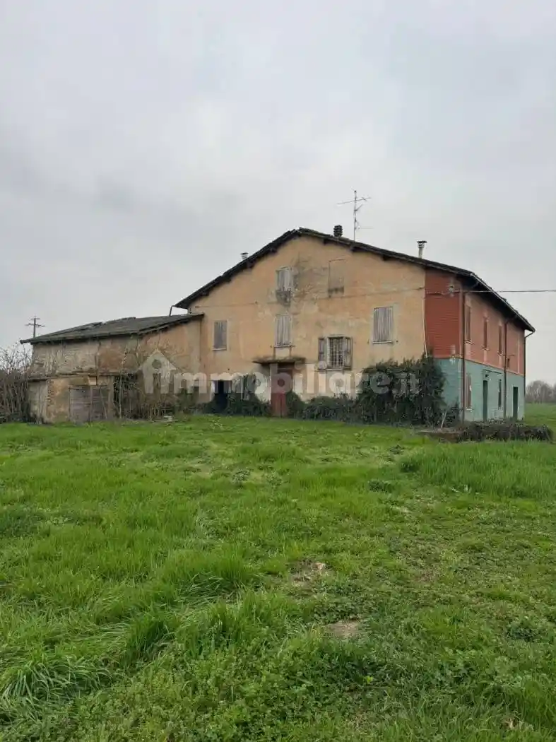 Villa in vendita a Modena