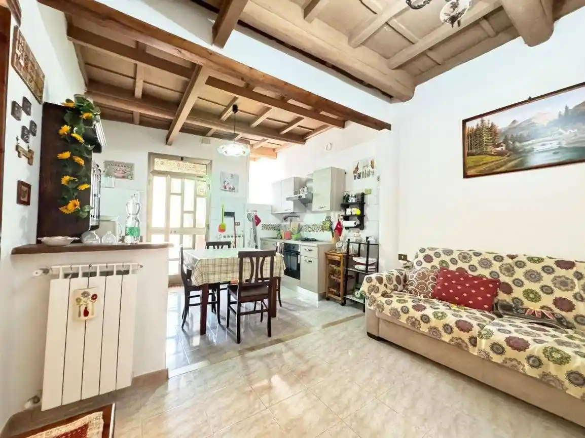 Appartamento in vendita a Piansano