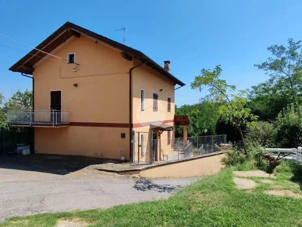 Villa in vendita a Asti