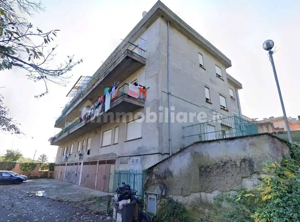 Appartamento in vendita a Cave