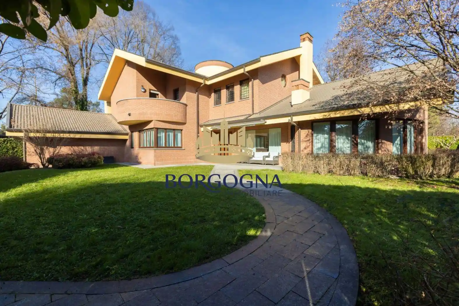 Villa in vendita a Carimate