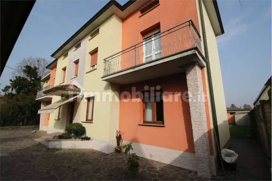 Appartamento in vendita a Madone