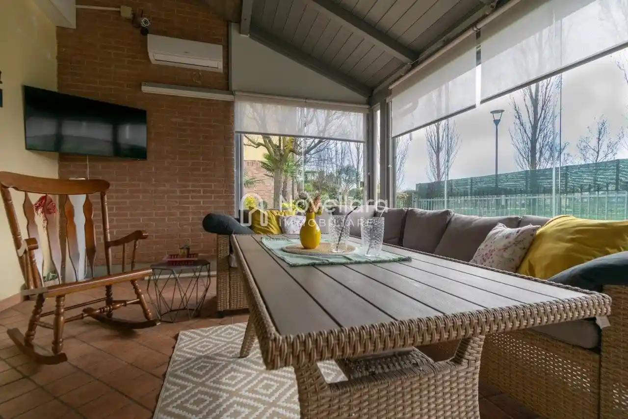 Villetta a schiera in vendita a Campagnola Emilia