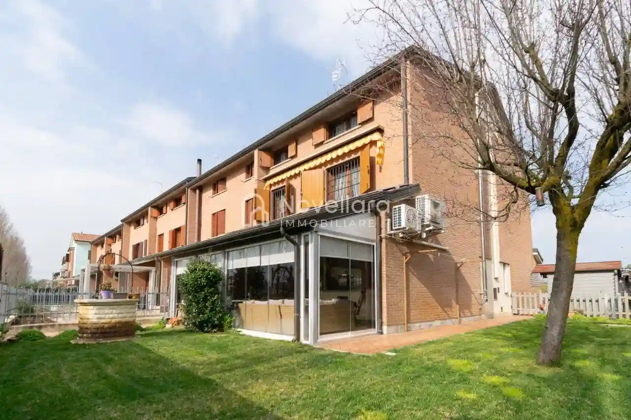 Villetta a schiera - foto 2