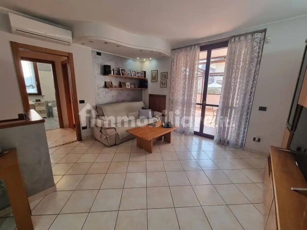 Appartamento in vendita a Limbiate