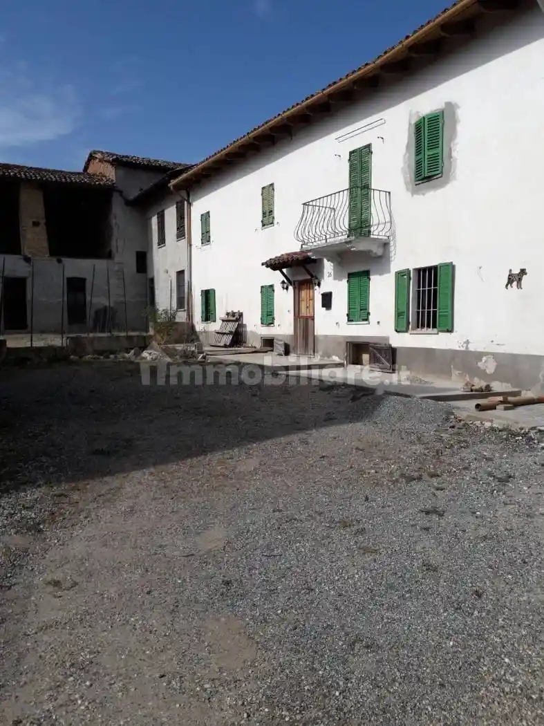 Rustico - Casale in vendita a Penango