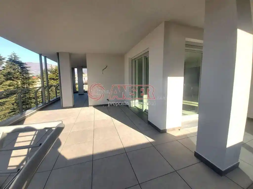 Appartamento in vendita a Oggiono