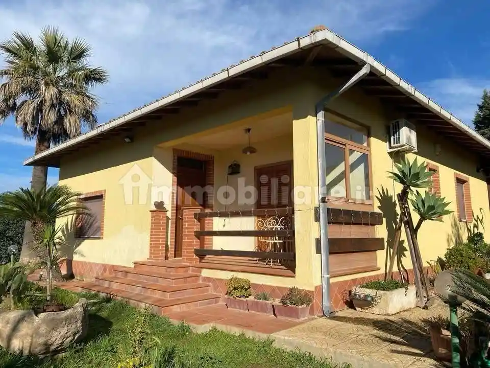 Villa in vendita a Caltagirone