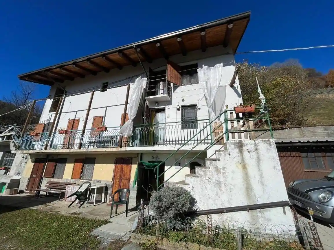 Casa indipendente in vendita a Rubiana