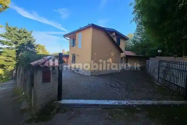 Villa in vendita a Montescudo - Montecolombo