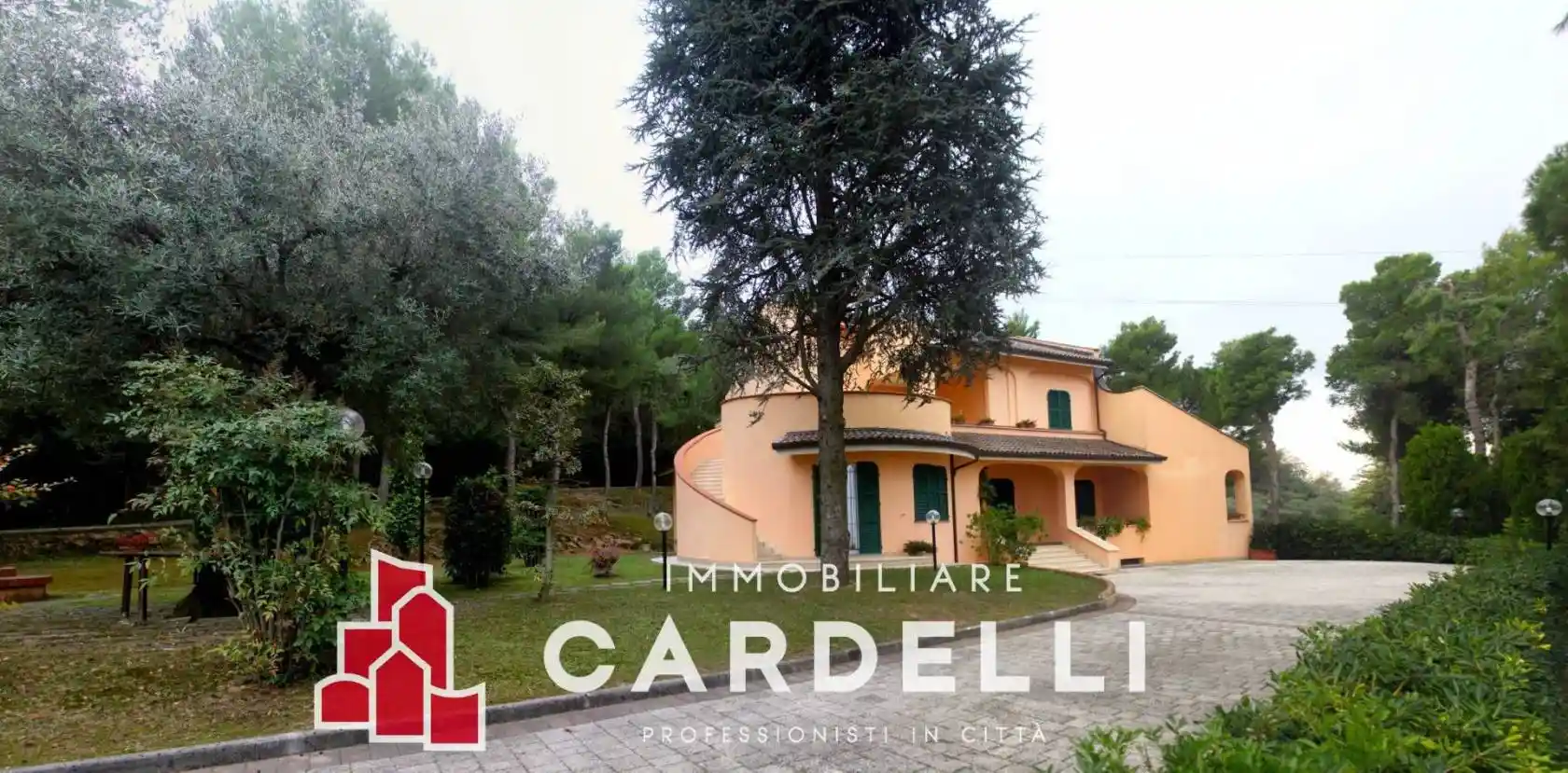 Villa in vendita a Civitanova Marche