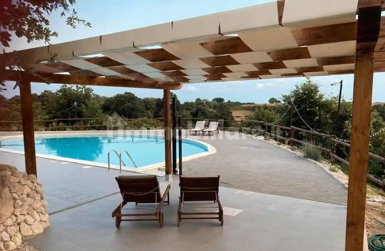 Rustico - Casale in vendita a Fiumicino