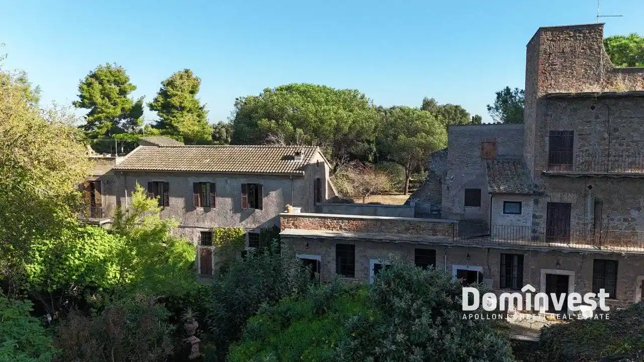 Palazzo - Edificio in vendita a Roma