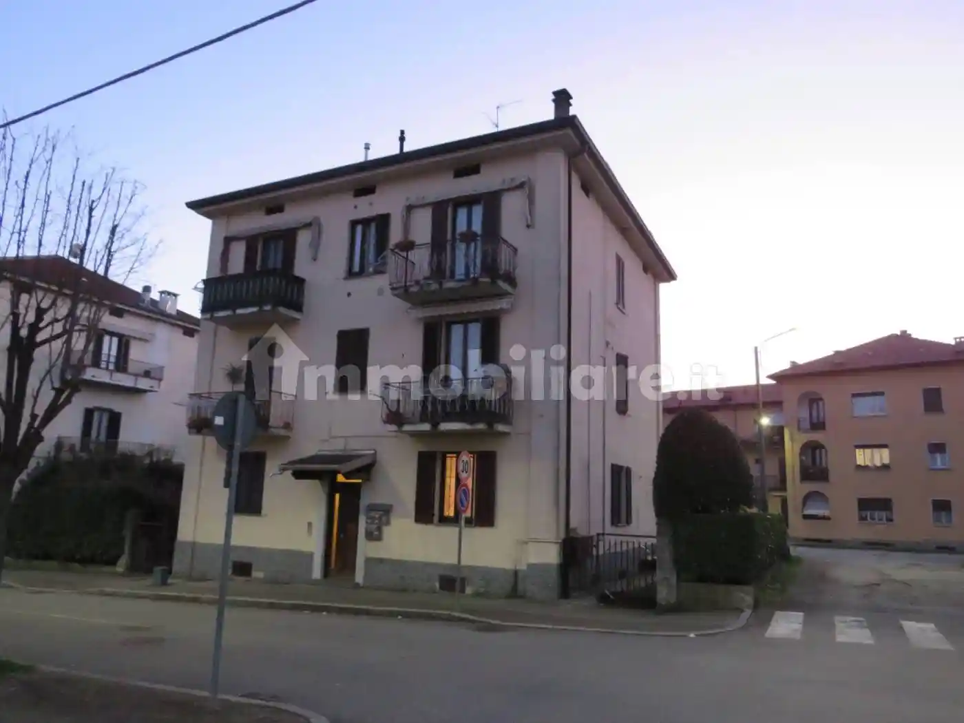 Appartamento in vendita a Figino Serenza