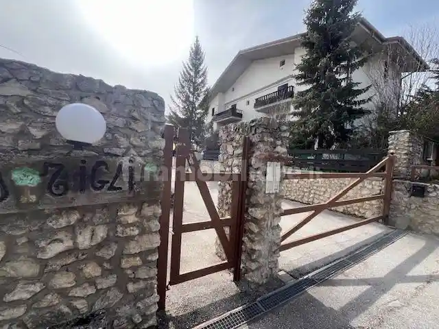 Appartamento in vendita a Rocca di Mezzo