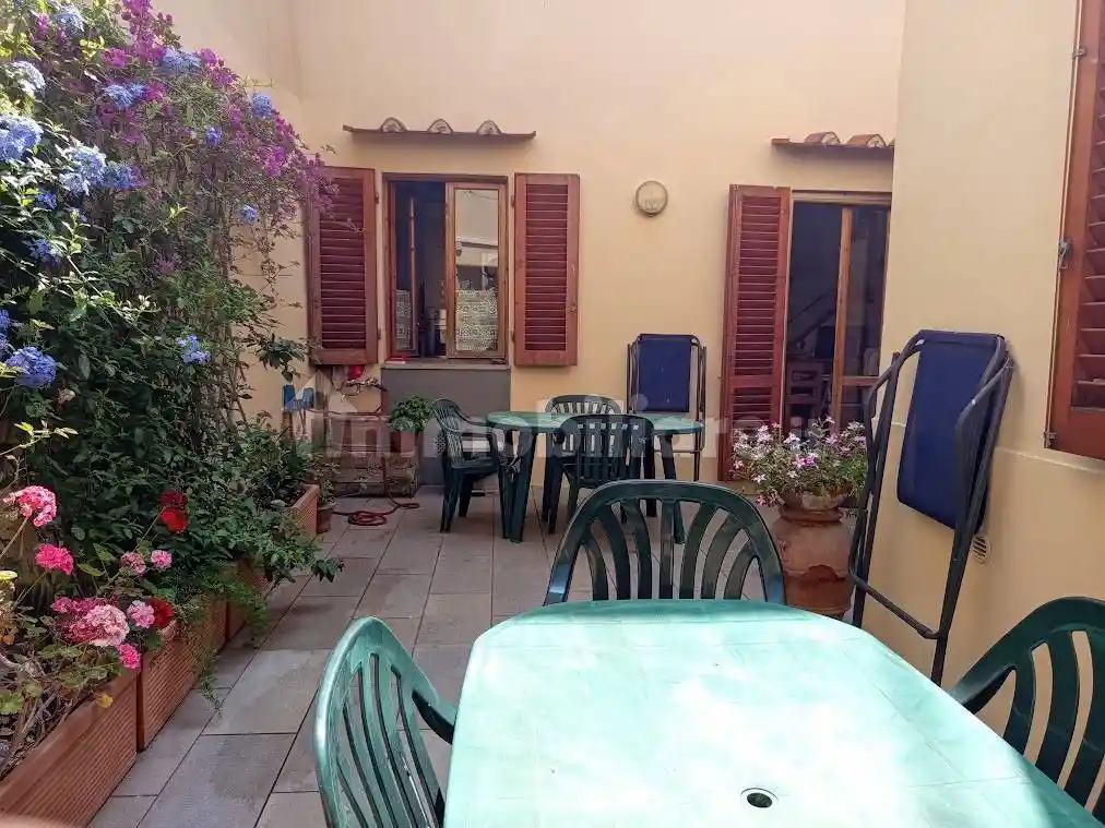 Casa indipendente in vendita a Firenze