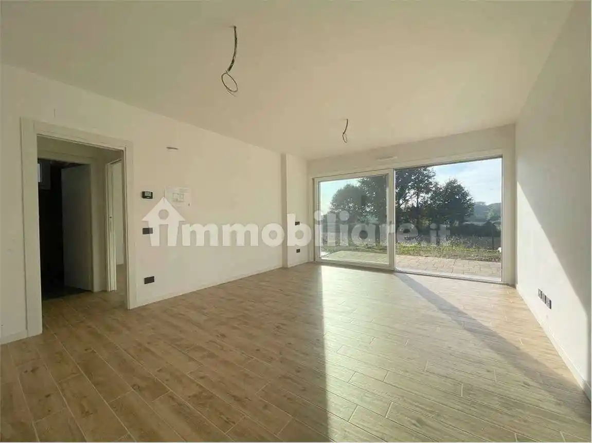 Appartamento in vendita a Bizzarone