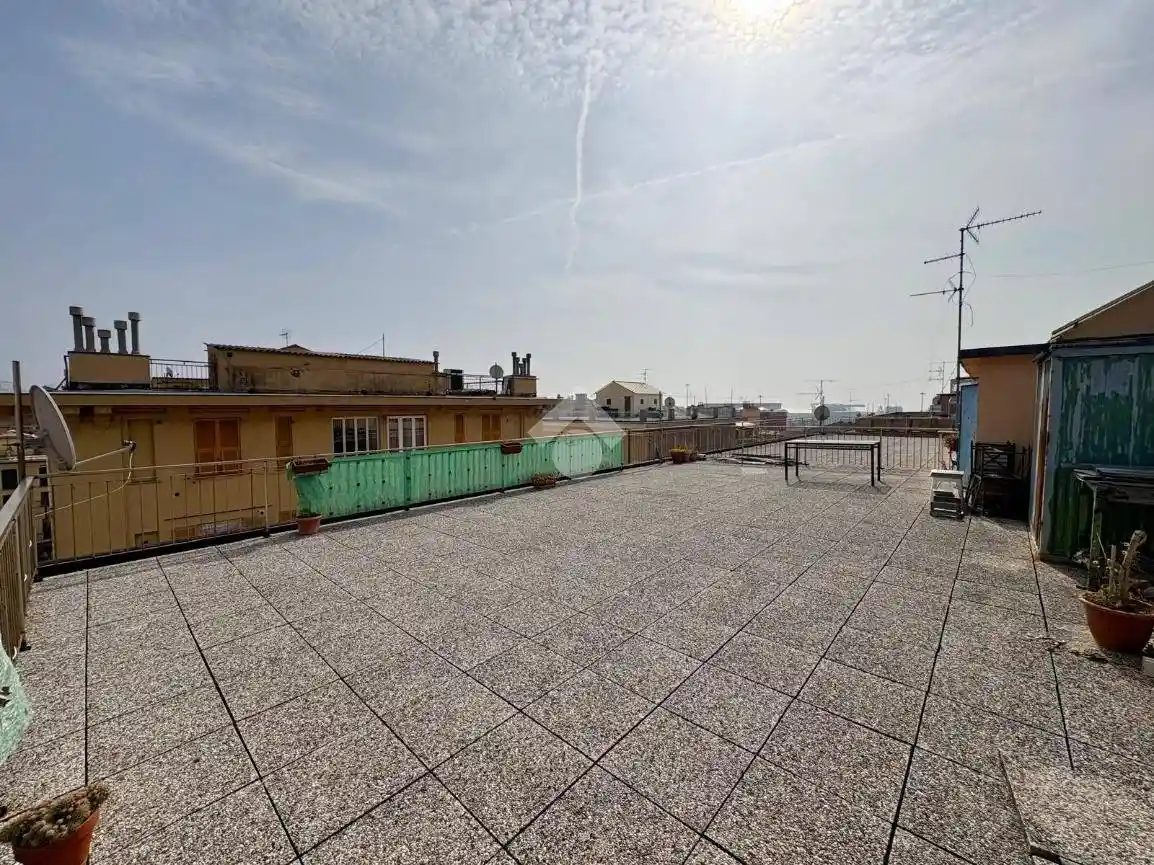 Appartamento in vendita a Genova