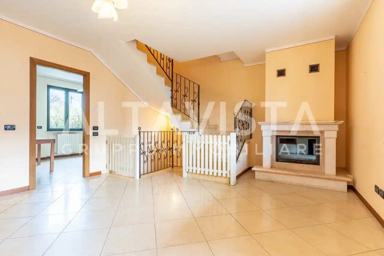 Villetta a schiera in vendita a Calvagese della Riviera